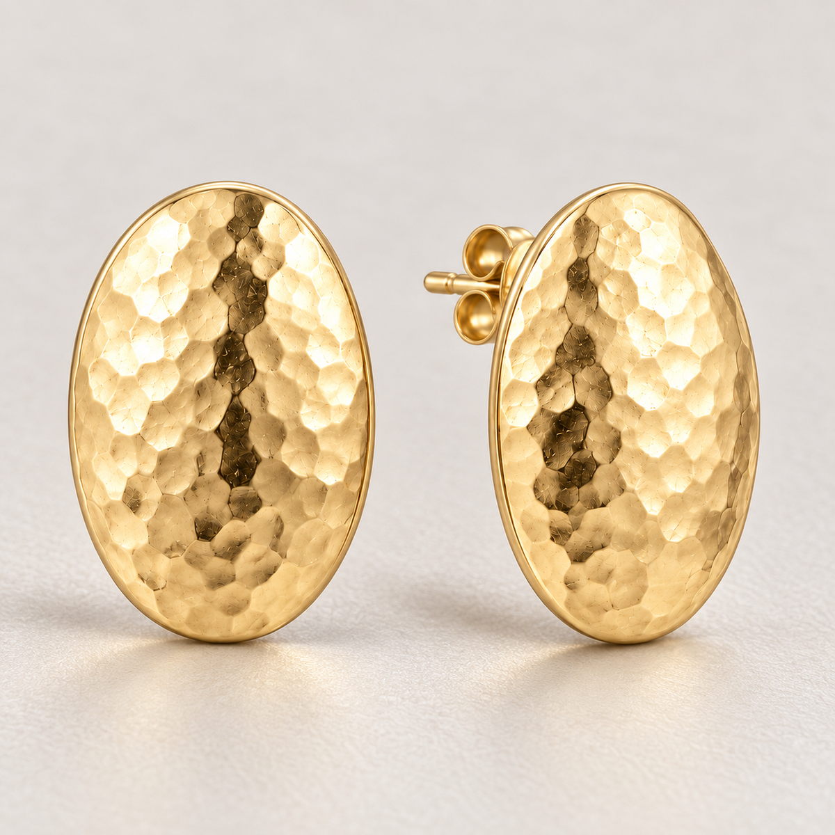 Avelissesw Gold-Tone Hammered Oval Stud Earrings