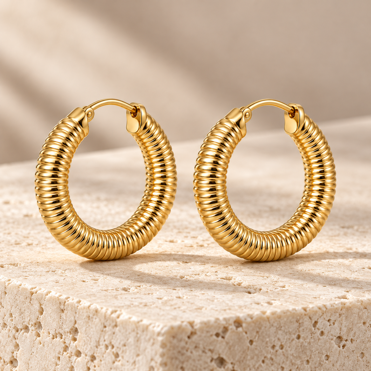 Avelissesw Gold-Tone Ribbed Hoop Earrings